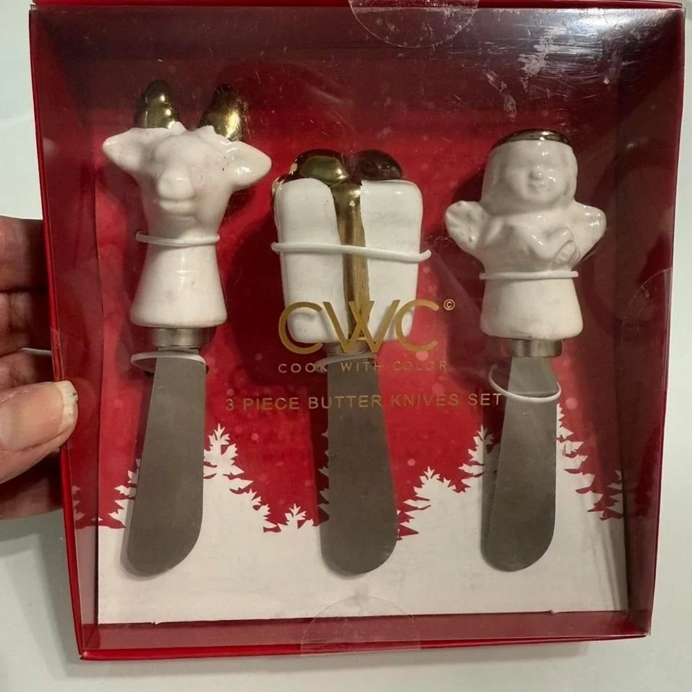 Brand new CWC – Cook With Color 3-Piece Holiday Cheese‎ Knife Set 🎄❤️